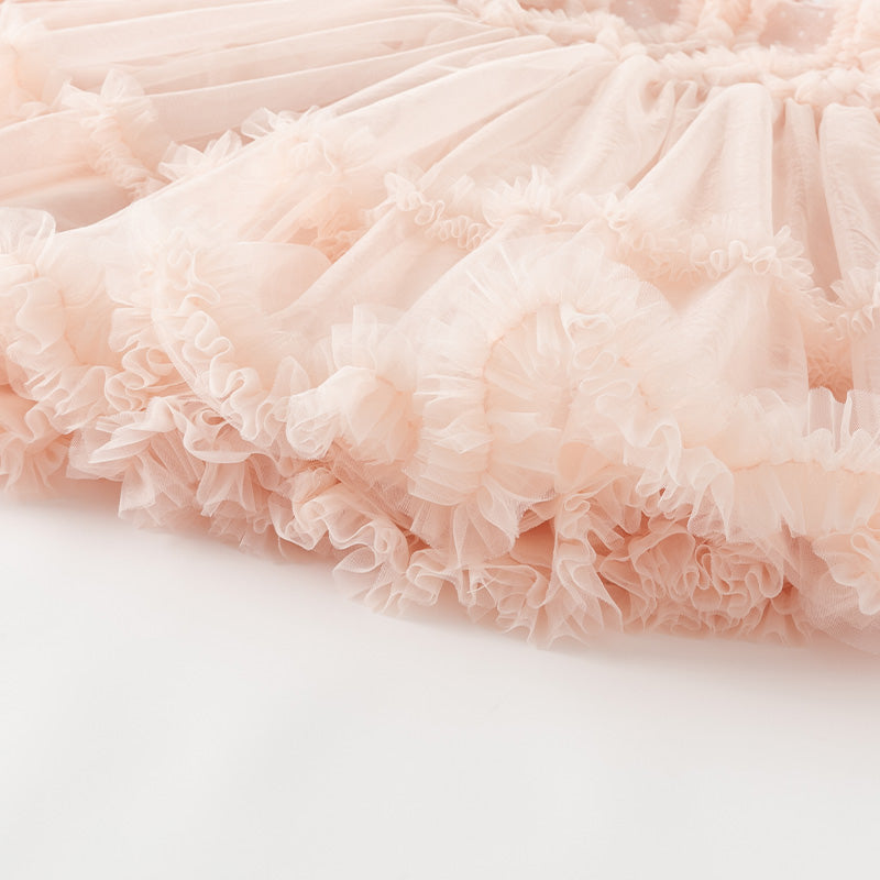 فستان أميرة للبنات الصغيرات بأكمام طويلة من التول الوردي بتصميم رومانسي مزين بحواف دانتيل