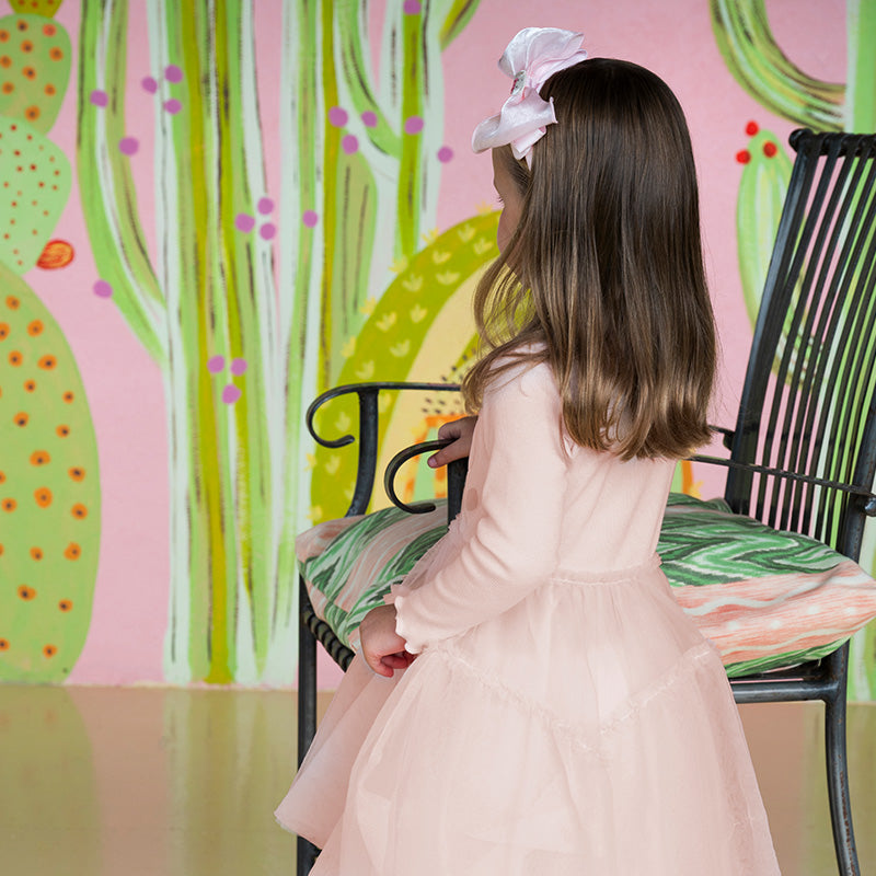 فستان بنات طويل الأكمام من قماش محبوك وردي مع تنورة تول بأسلوب أميرة