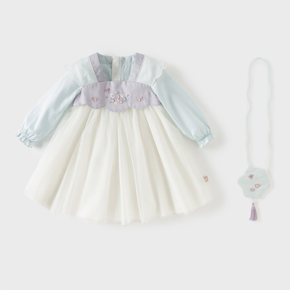 فستان بنات طويل الأكمام بيج من التول، أسلوب صيني عصري (يشمل حقيبة كروس)