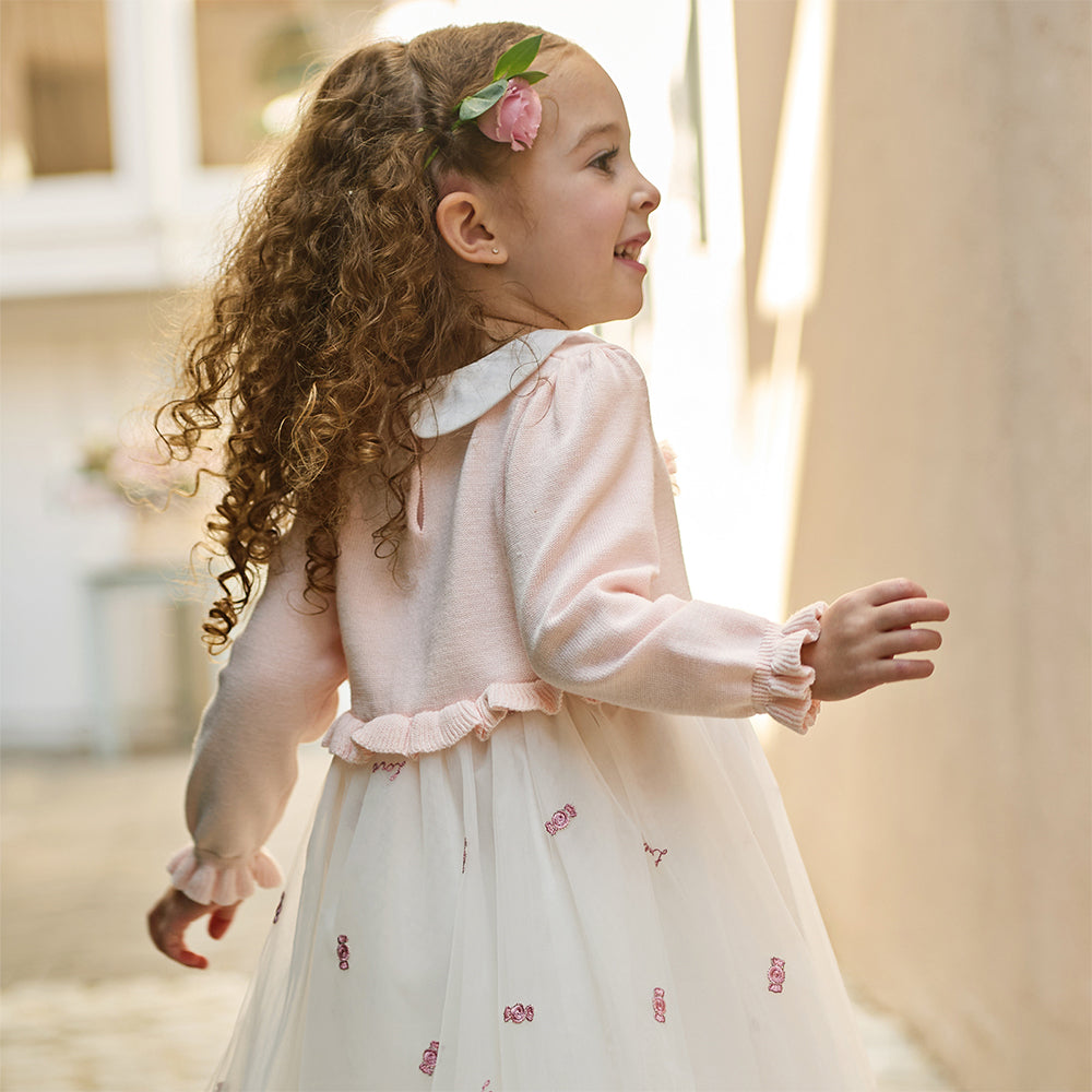 فستان بناتي طويل الأكمام باللون الوردي من القماش المحبوك، بتنورة تول بأسلوب أميرة