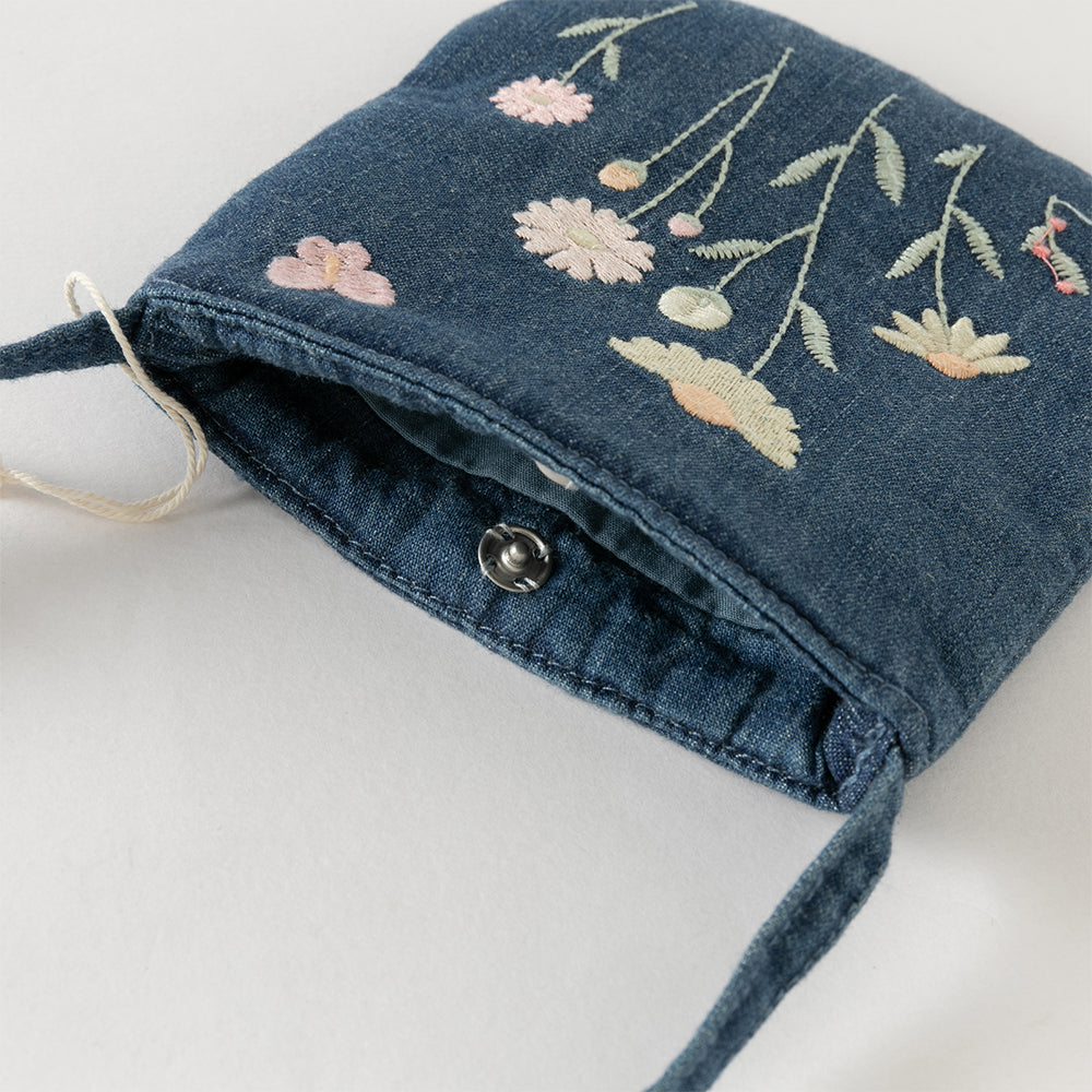 حقيبة كروس بودي جينز زرقاء للبنات بتطريز صيني عصري