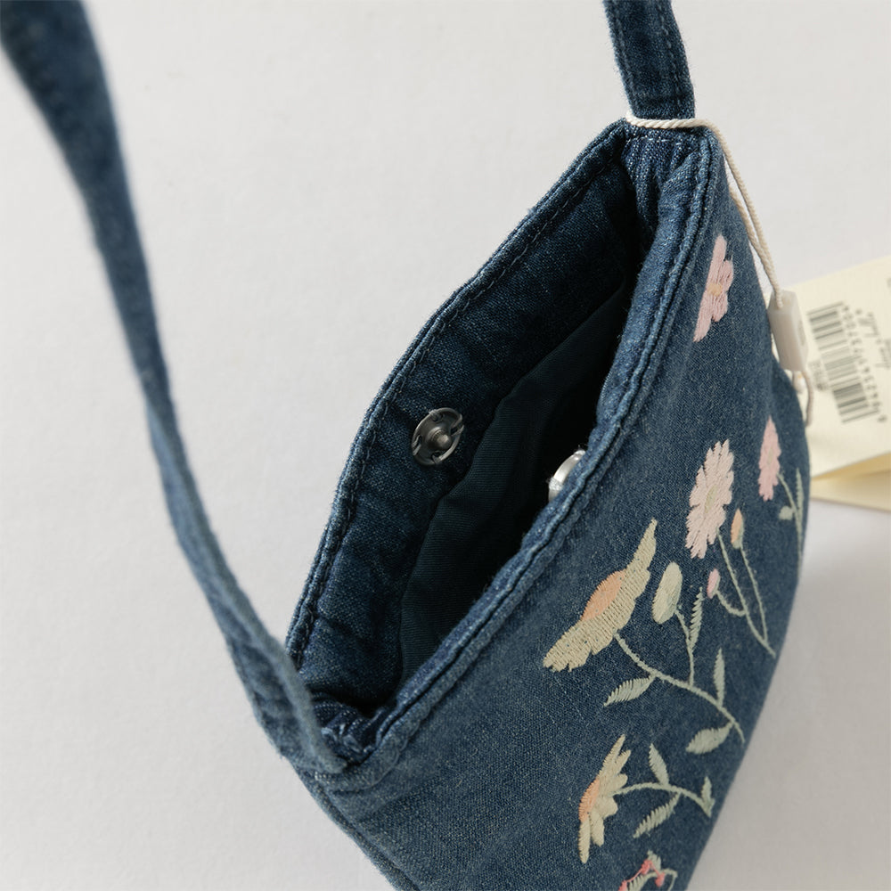 حقيبة كروس بودي جينز زرقاء للبنات بتطريز صيني عصري