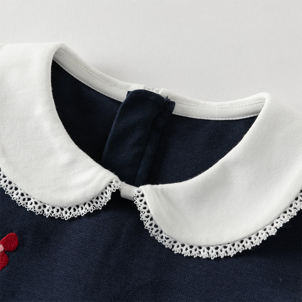 فستان بنات طويل الأكمام باللون الكحلي مع زينة فراشة من التول قابلة للإزالة