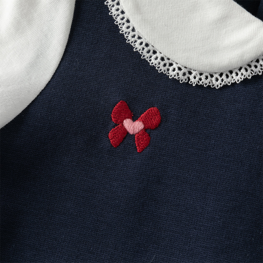 فستان بنات طويل الأكمام باللون الكحلي مع زينة فراشة من التول قابلة للإزالة