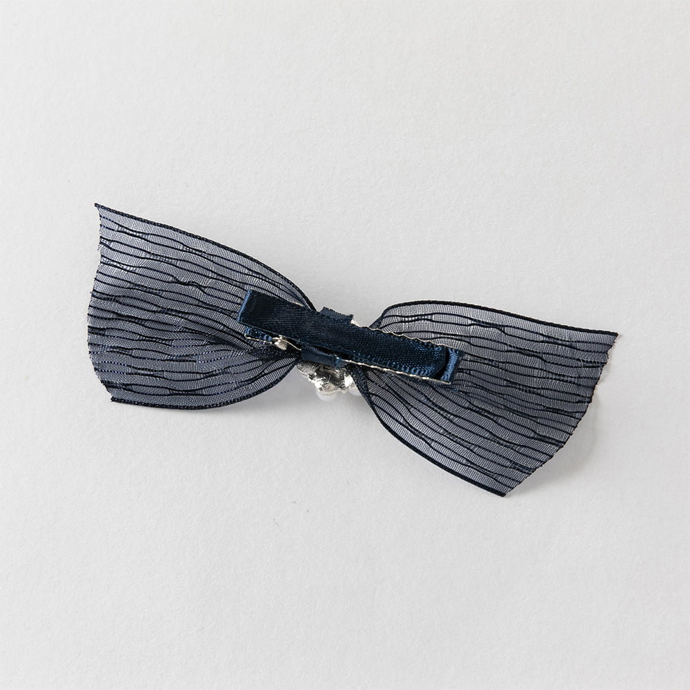 فستان بنات طويل الأكمام باللون الكحلي مع زينة فراشة من التول قابلة للإزالة