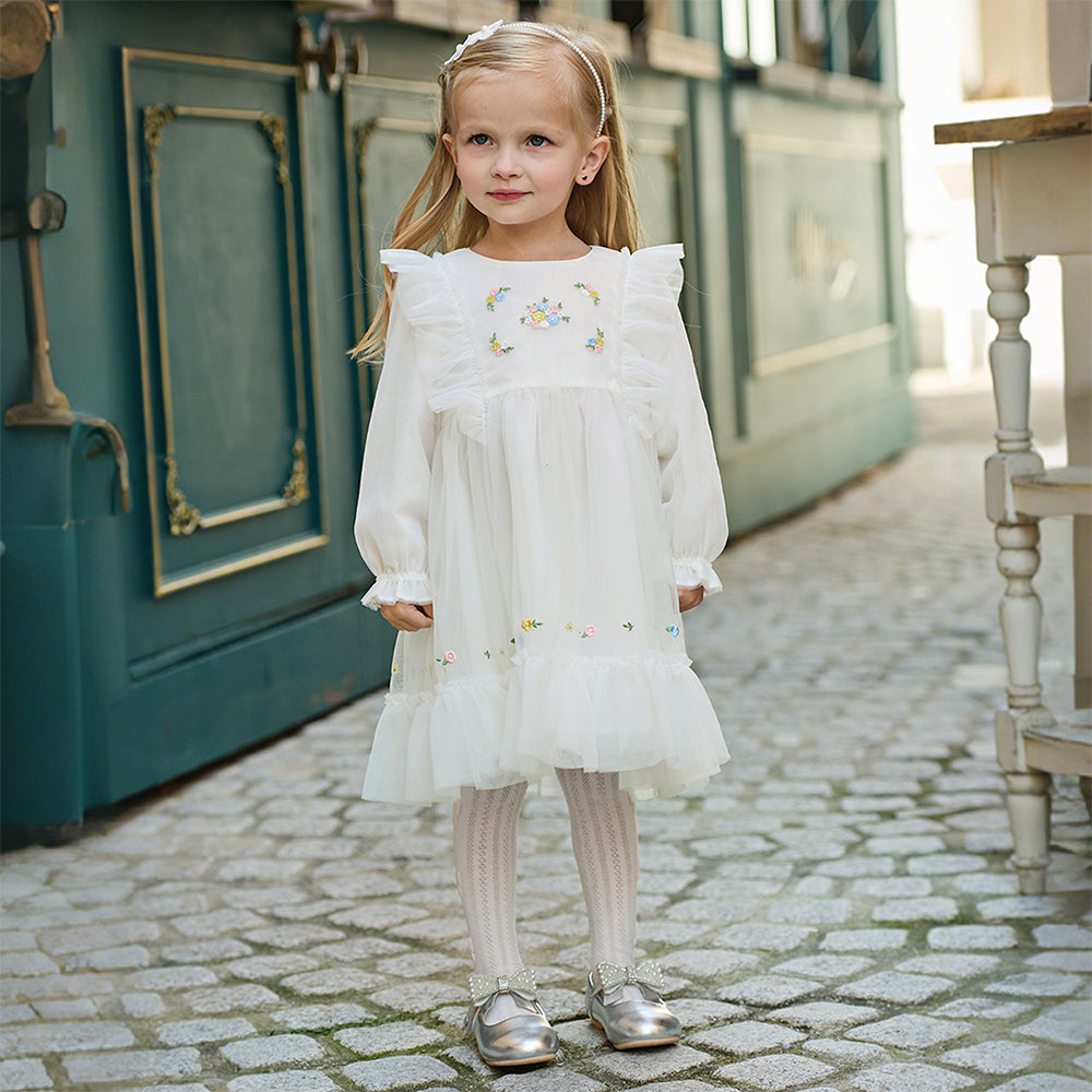 فستان بنات طويل الأكمام من التول باللون البيج مزين بتطريز الزهور، أسلوب أميرة