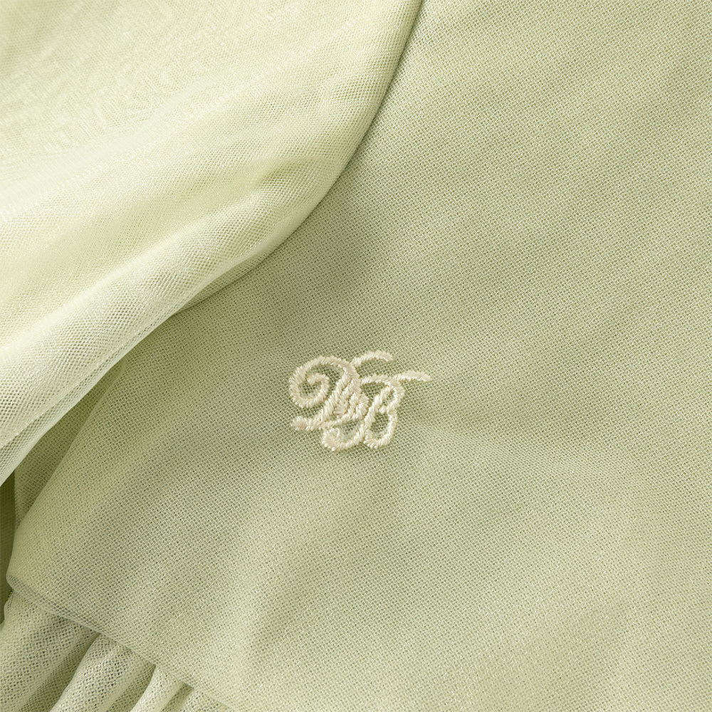 فستان أميرة بناتي من التول بأكمام طويلة باللون الأخضر بتصميم أنيق وتطريز راقٍ