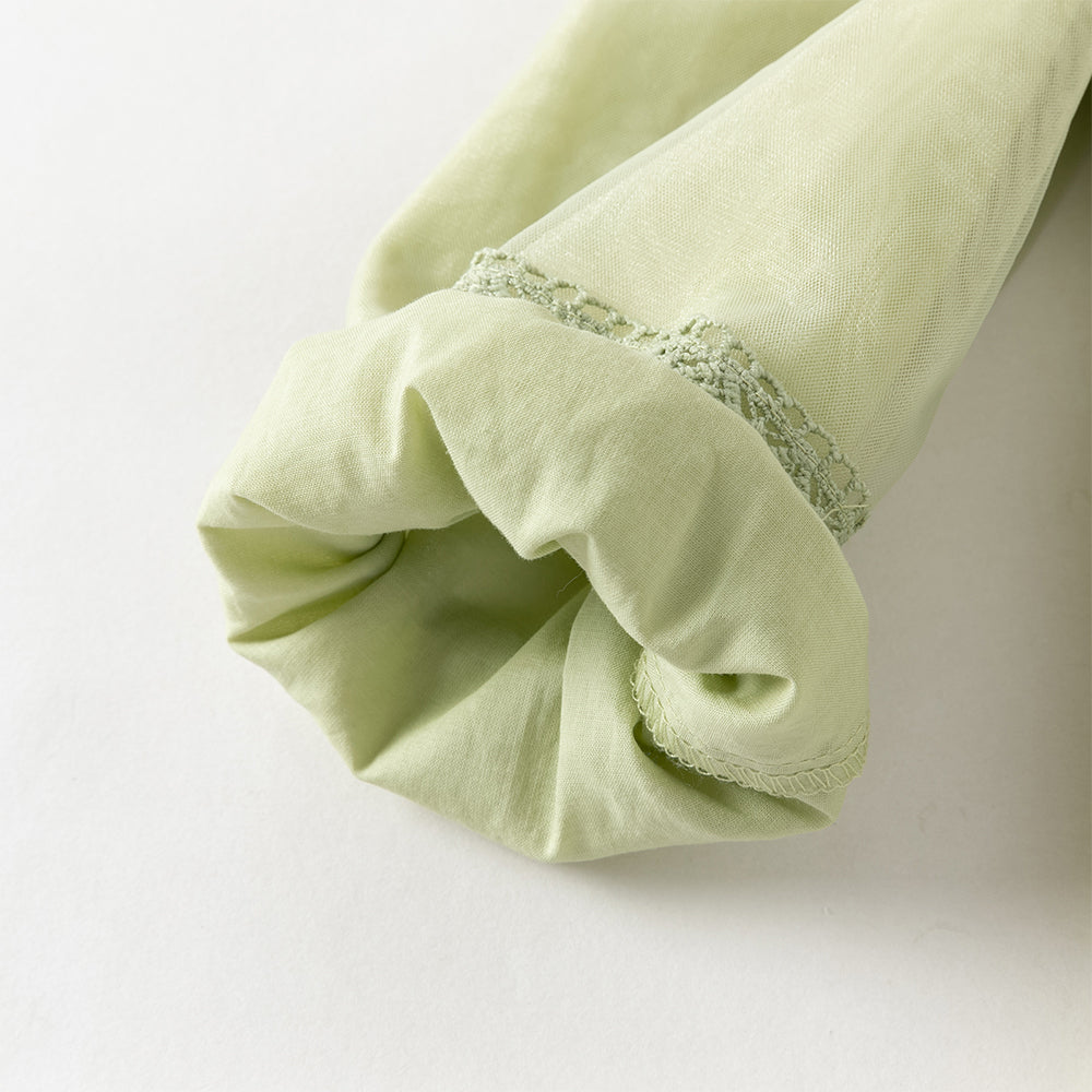 فستان أميرة بناتي من التول بأكمام طويلة باللون الأخضر بتصميم أنيق وتطريز راقٍ