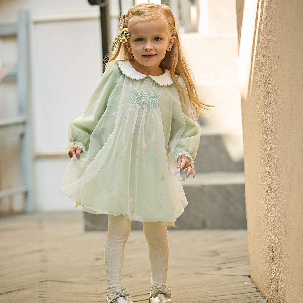 فستان بنات طويل الأكمام باللون الأخضر العشبي من التول بأسلوب أميرة