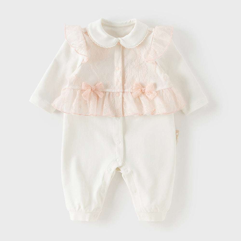 رومبر قطن أبيض للبنات مع تغطية دانتيل وردية - رومبر بياقة بيتر بان وحواف متدرجة مع أزرار كاملة