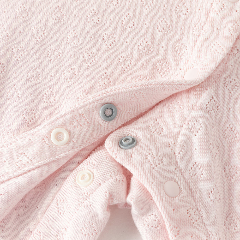 رومبر أطفال بناتي من القطن باللون الوردي الفاتح مع تطريز أرنب وياقة مكشكشة