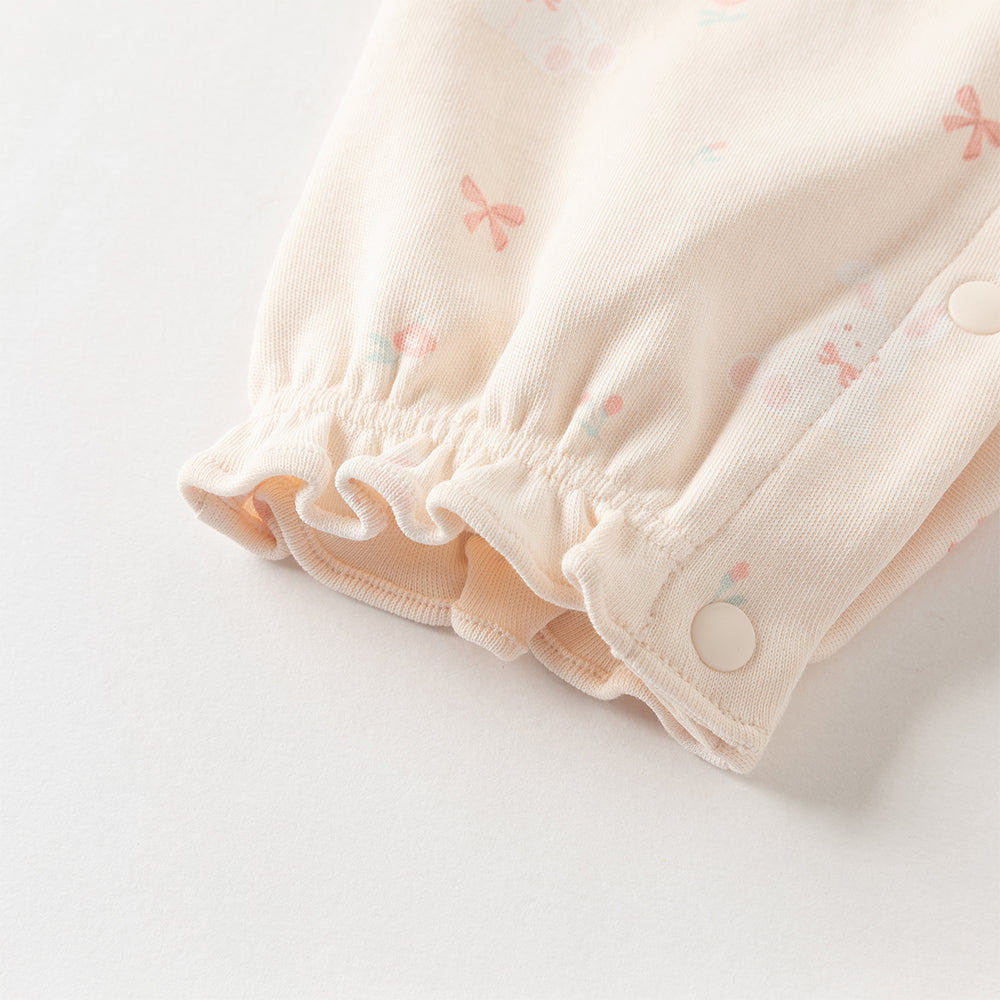 رومبر بناتي بطبعة وردية للرضع – ياقة بيتر بان مع تصميم حمالات مزين بفيونكات