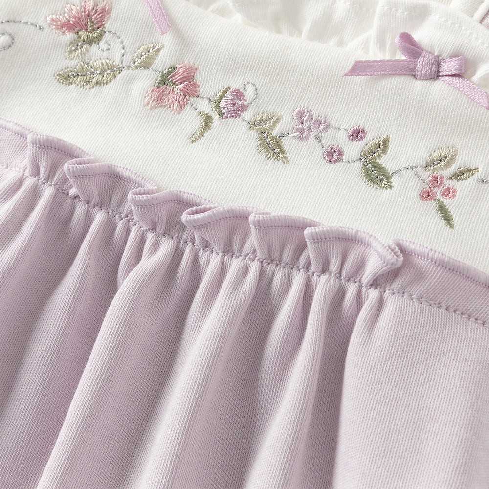 رومبر قطن مزيج رمادي بنفسجي للبنات - رومبر مزخرف بتطريز زهري مع حواف مكشكشة وإغلاق بأزرار