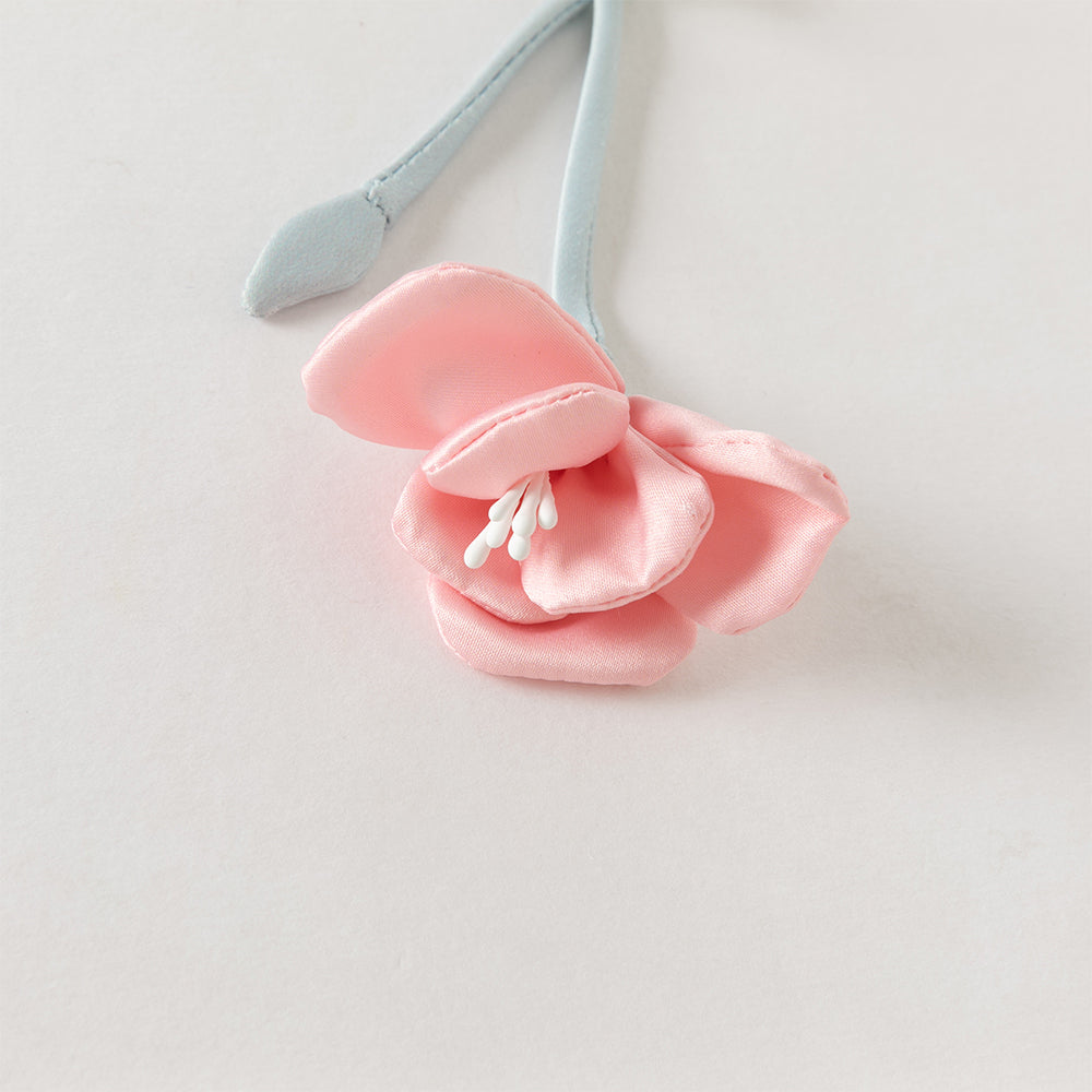 فستان بنات طويل الأكمام من التول باللون الوردي مع تطريز دقيق بأسلوب صيني عصري (يشمل زينة معلق زهرية)