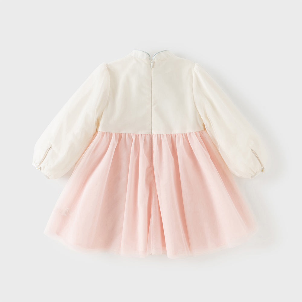 فستان بنات طويل الأكمام من التول باللون الوردي مع تطريز دقيق بأسلوب صيني عصري (يشمل زينة معلق زهرية)