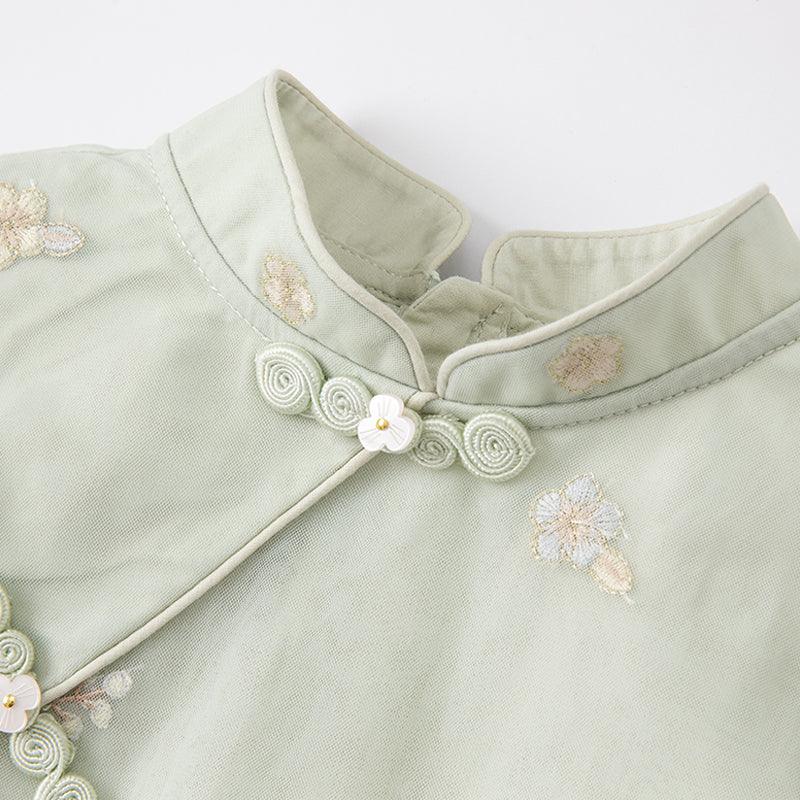 فستان صيفي للفتيات باللون الأخضر مزخرف بالزهور بتصميم حرف A بدون أكمام (يشمل حقيبة عابرة للكتف)