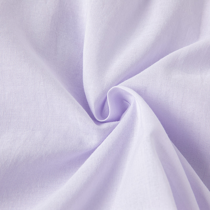 فستان بناتي صيفي بدون أكمام باللون البنفسجي الفاتح، بتصميم أميرة مزين بفراشات ثلاثية الأبعاد