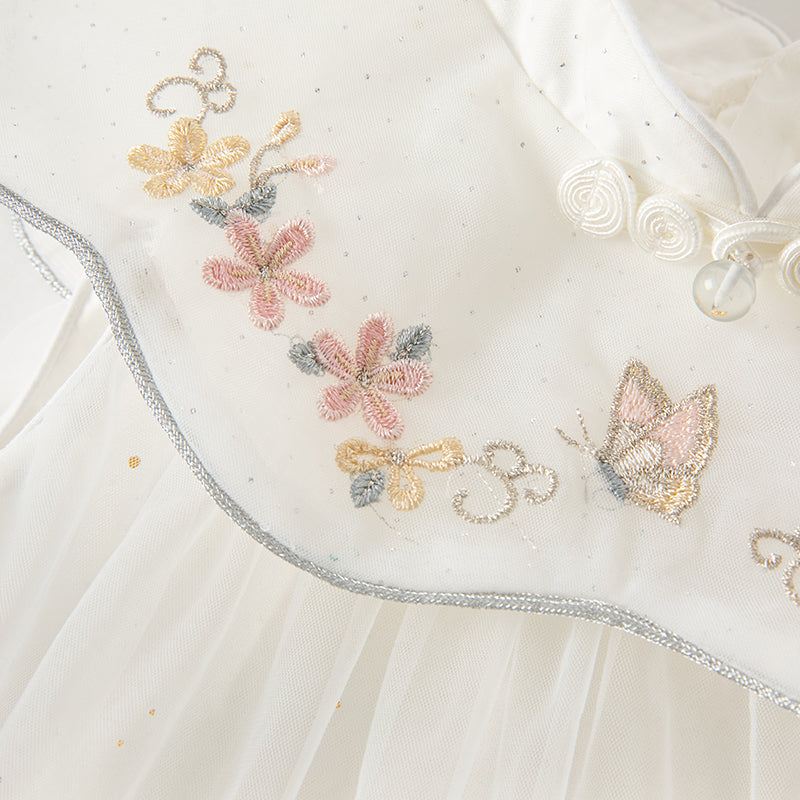 فستان شبكي أبيض صيفي للفتيات مع تطريز ووشاح كتف زخرفي (يشمل حقيبة كروس)