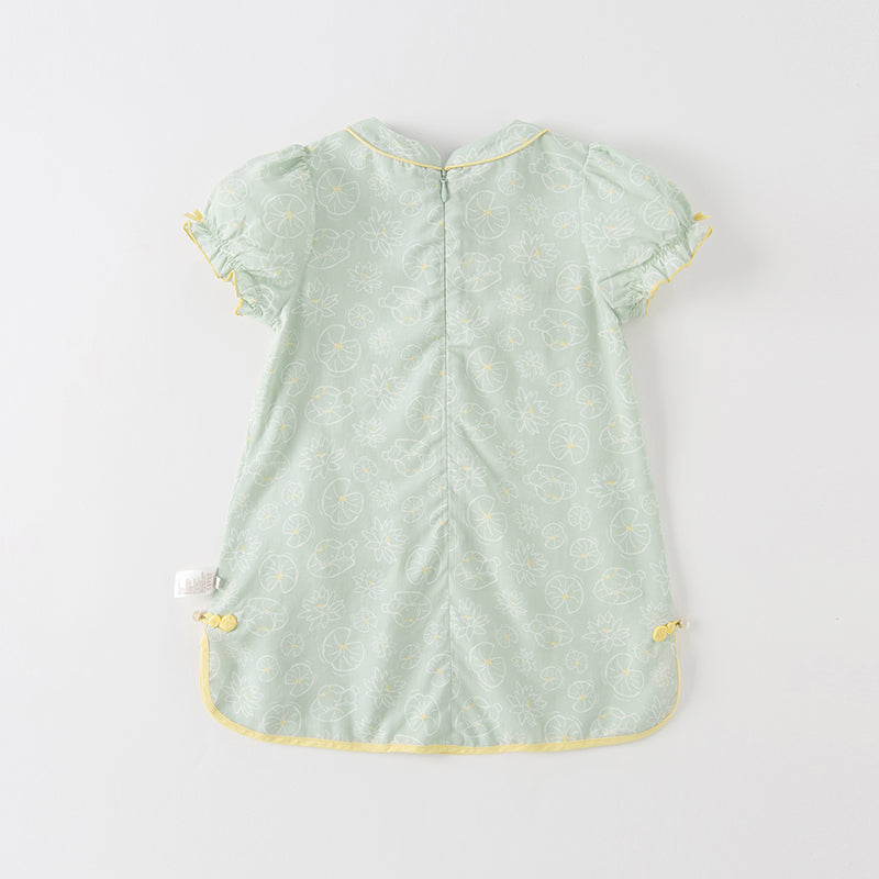 فستان بنات صيفي بطبعة اللوتس بأسلوب صيني عصري (يشمل زينة تدلي من الخيوط الصينية)