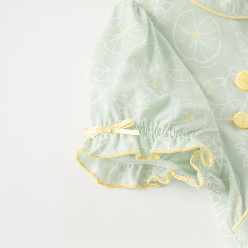 فستان بنات صيفي بطبعة اللوتس بأسلوب صيني عصري (يشمل زينة تدلي من الخيوط الصينية)