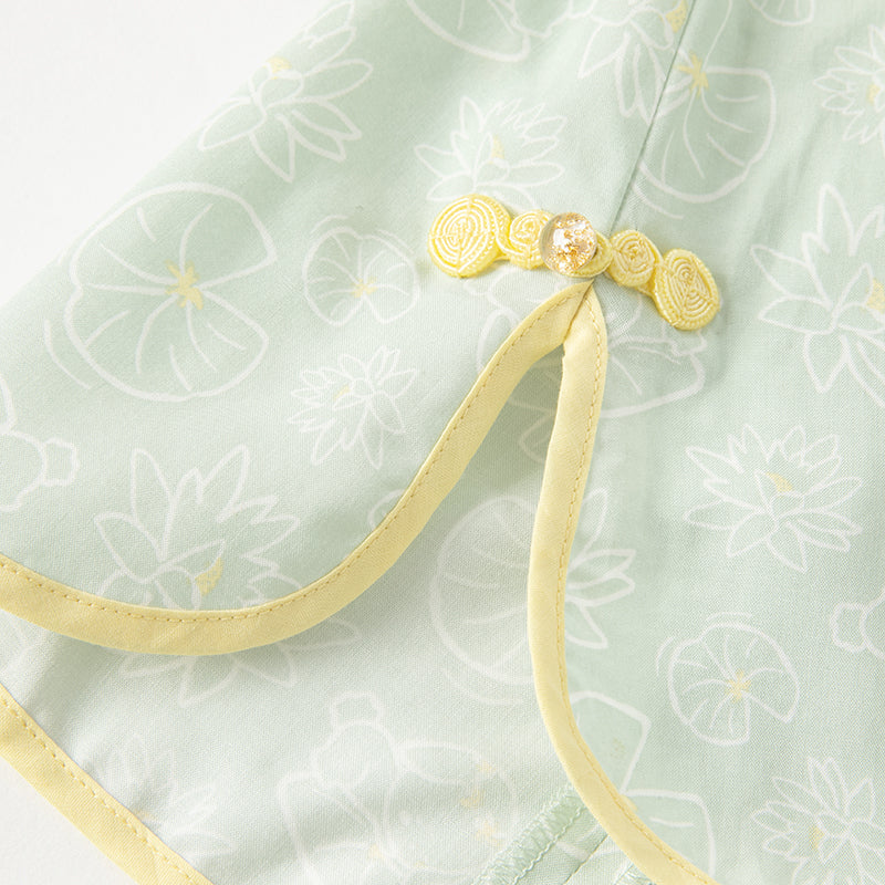 فستان بنات صيفي بطبعة اللوتس بأسلوب صيني عصري (يشمل زينة تدلي من الخيوط الصينية)