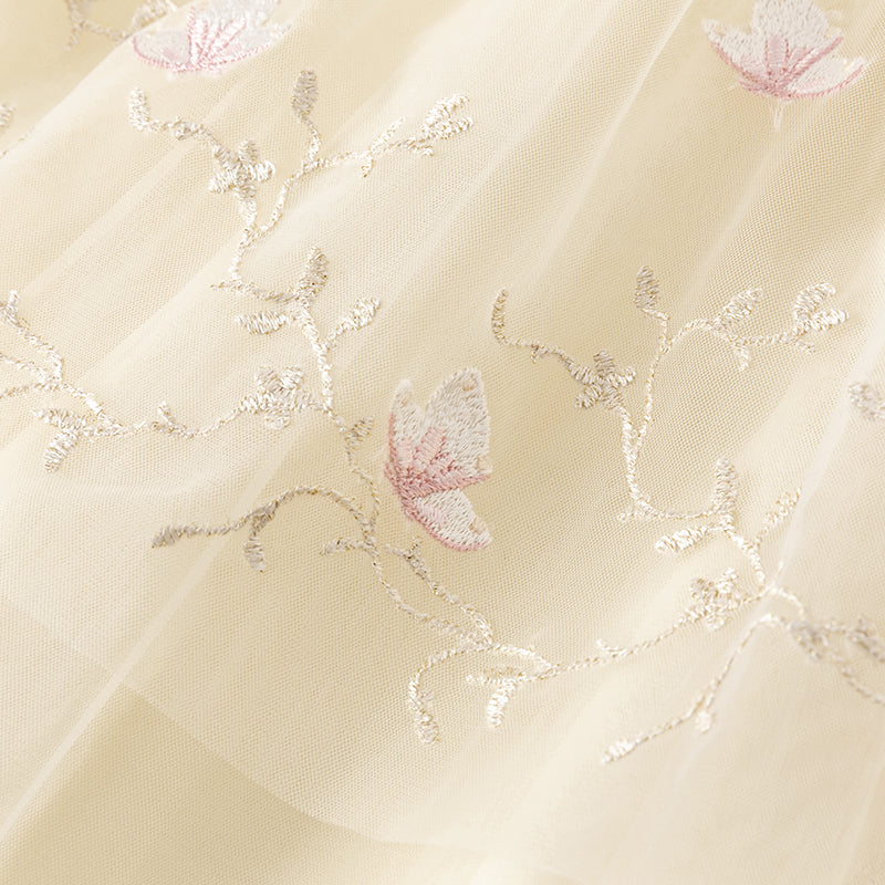 فستان بنات صيفي من التول باللون الأصفر الزجاجي بأسلوب صيني عصري (يشمل حقيبة كروس)