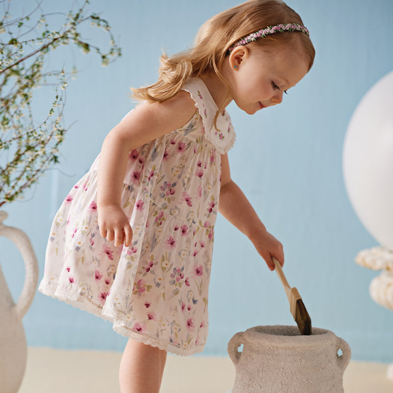 فستان بنات صيفي بدون أكمام بطباعة زهرية مزهرة بقصة على شكل حرف A بأسلوب عطلة