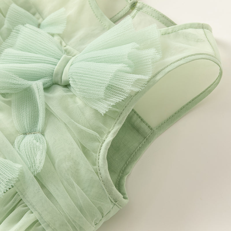 فستان صيفي للبنات الصغيرات من التول الأخضر بدون أكمام بتصميم مناسب للحفلات