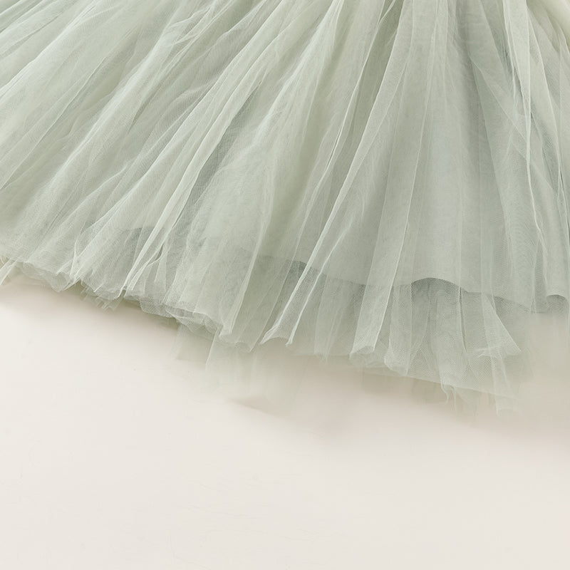 فستان صيفي للبنات الصغيرات بدون أكمام من التول باللون الأخضر على شكل أميرة