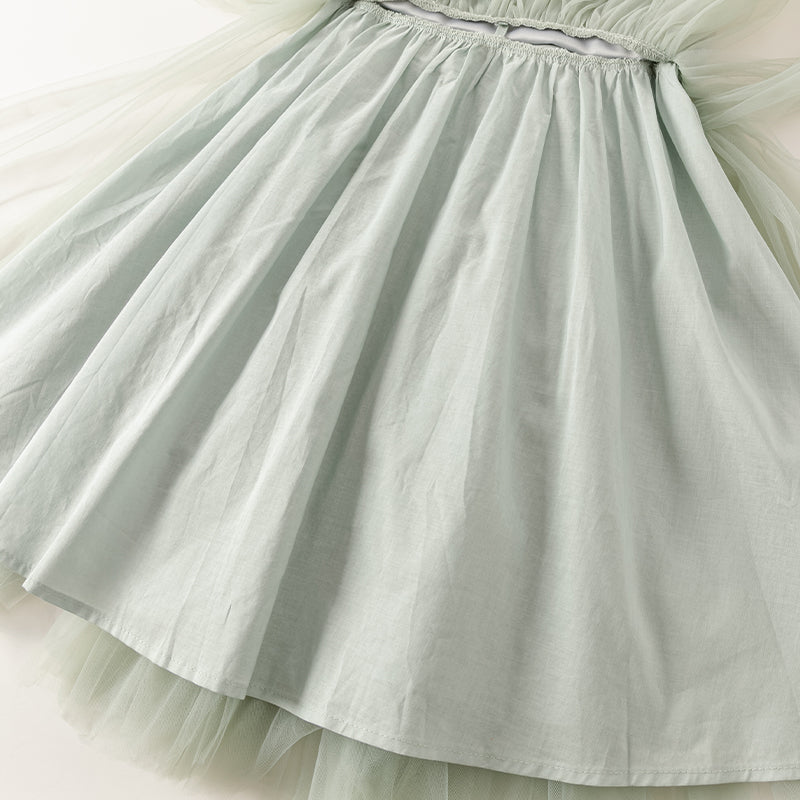 فستان صيفي للبنات الصغيرات بدون أكمام من التول باللون الأخضر على شكل أميرة