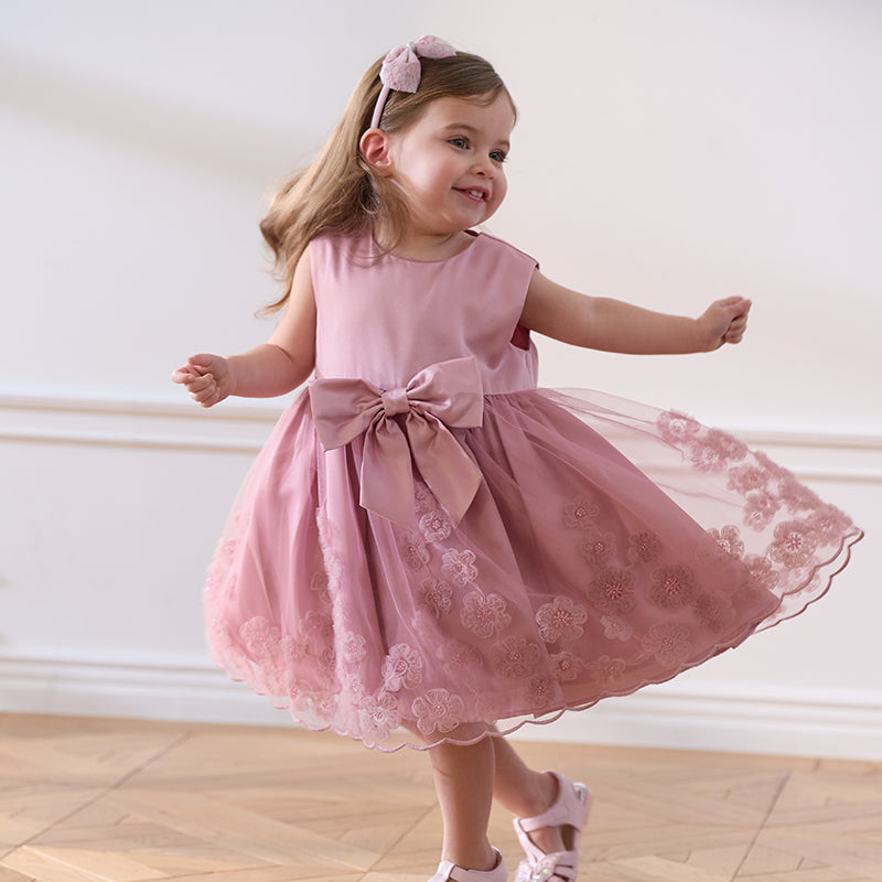 فستان صيفي للبنات بدون أكمام من التول باللون الأرجواني الوردي مع تطريز فاخر