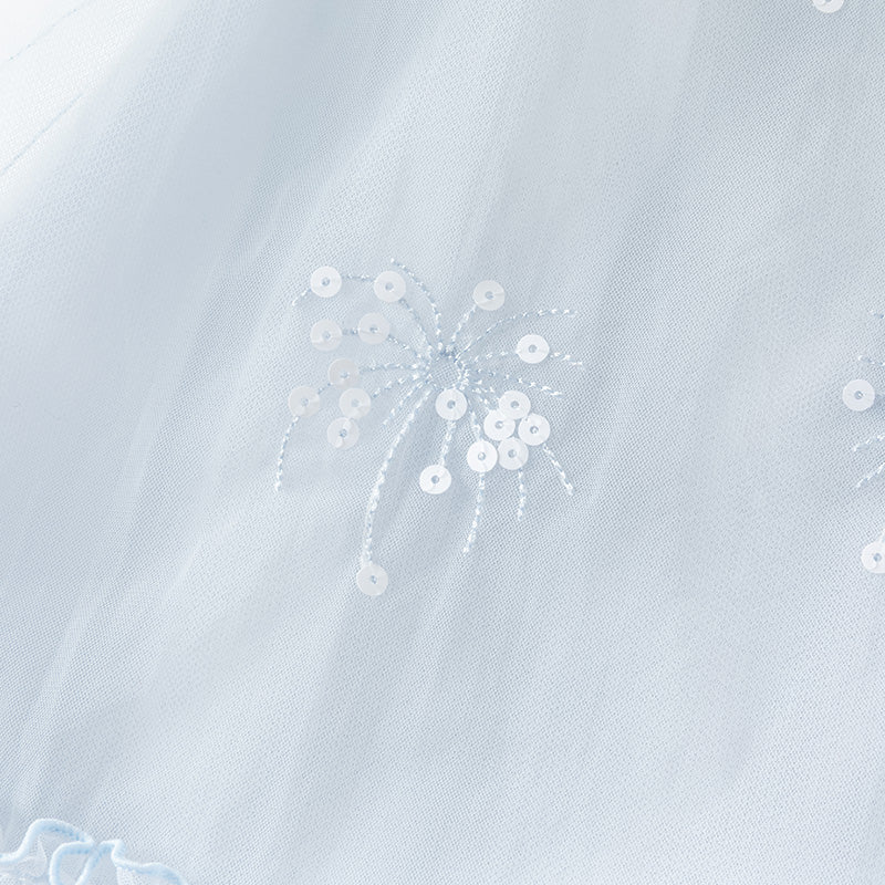 فستان بنات صيفي من التول باللون الأزرق بأسلوب لطيف