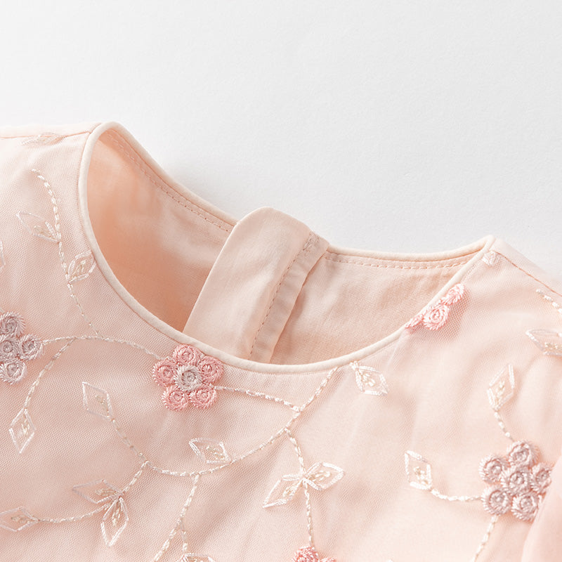 فستان صيفي للبنات الصغيرات من التول الوردي بتدرج ألوان تصميم كيك بأكمام فقاعة لطيفة