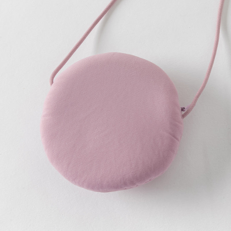 فستان صيفي للبنات الصغيرات من التول باللون بنفسجي غباري بأكمام مزخرفة متطايرة (يشمل حقيبة كروس)