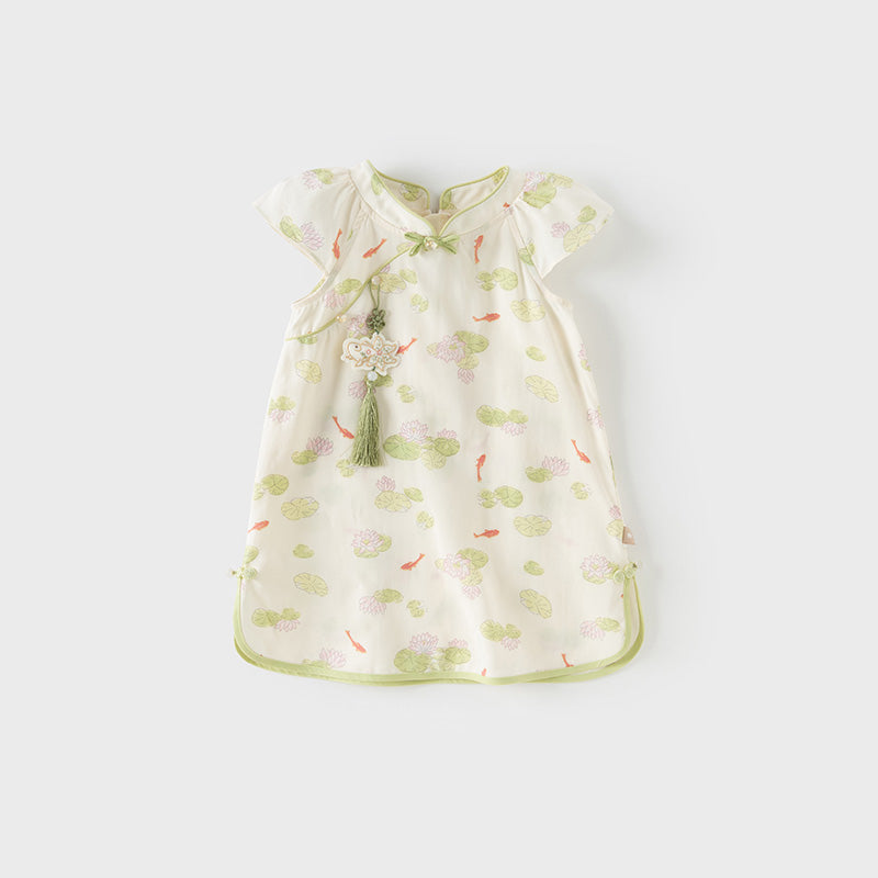 فستان بنات صيفي بطبعة لوتس بأسلوب صيني عصري (يشمل زينة تدلي من الخيوط الصينية)