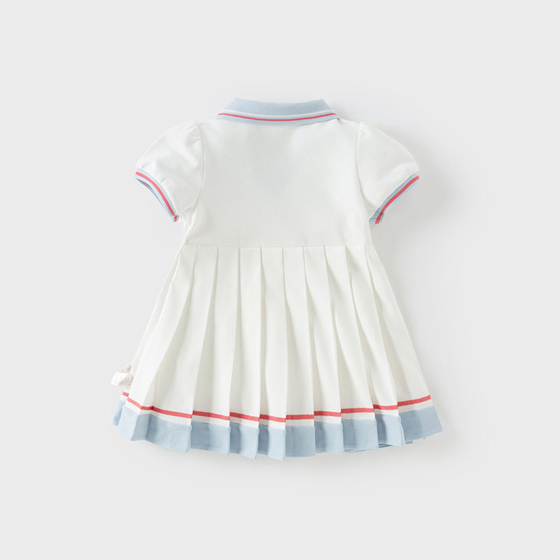 فستان بنات صيفي أبيض بياقة بولو، أسلوب رياضي