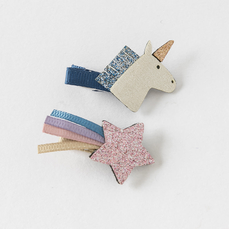 مجموعة مشابك شعر للبنات الصغيرات بطابع كرتوني – 4 تصاميم (يونيكورن / فراشة / دعسوقة / أرنب) من القماش مع لمسات لامعة
