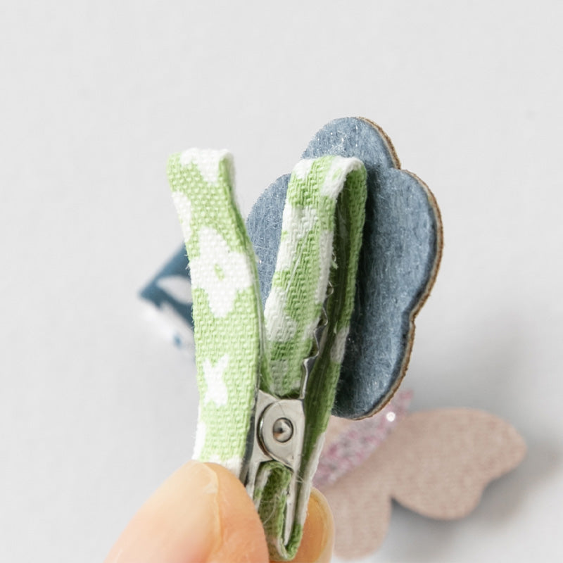 مجموعة مشابك شعر للبنات الصغيرات بطابع كرتوني – 4 تصاميم (يونيكورن / فراشة / دعسوقة / أرنب) من القماش مع لمسات لامعة