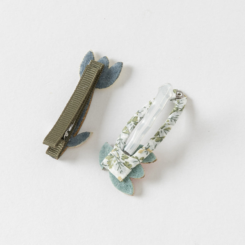 طقم مشابك شعر للبنات الصغيرات – 4 تصاميم (آيس كريم / زهور / أقحوان / نحلة) إكسسوارات شعر قماشية مع لمسات لامعة للأطفال