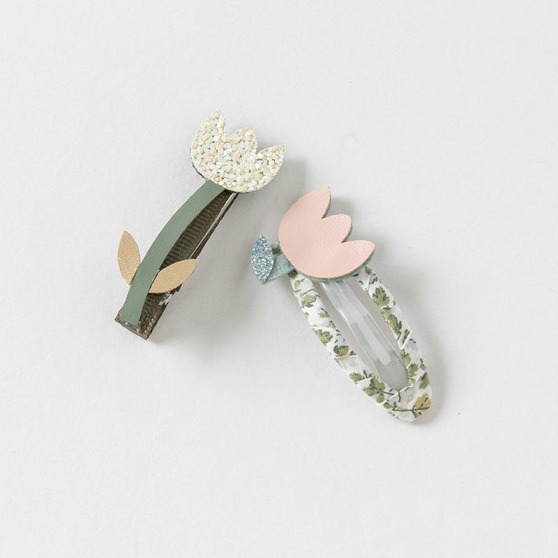 طقم مشابك شعر للبنات الصغيرات – 4 تصاميم (آيس كريم / زهور / أقحوان / نحلة) إكسسوارات شعر قماشية مع لمسات لامعة للأطفال