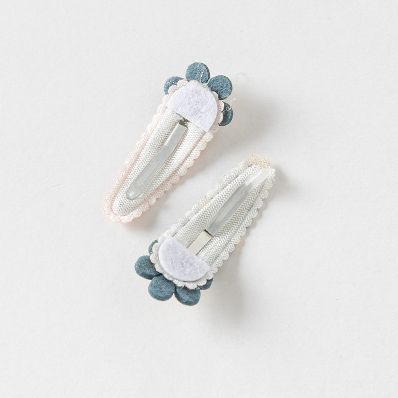 طقم مشابك شعر للبنات الصغيرات – 4 تصاميم (آيس كريم / زهور / أقحوان / نحلة) إكسسوارات شعر قماشية مع لمسات لامعة للأطفال