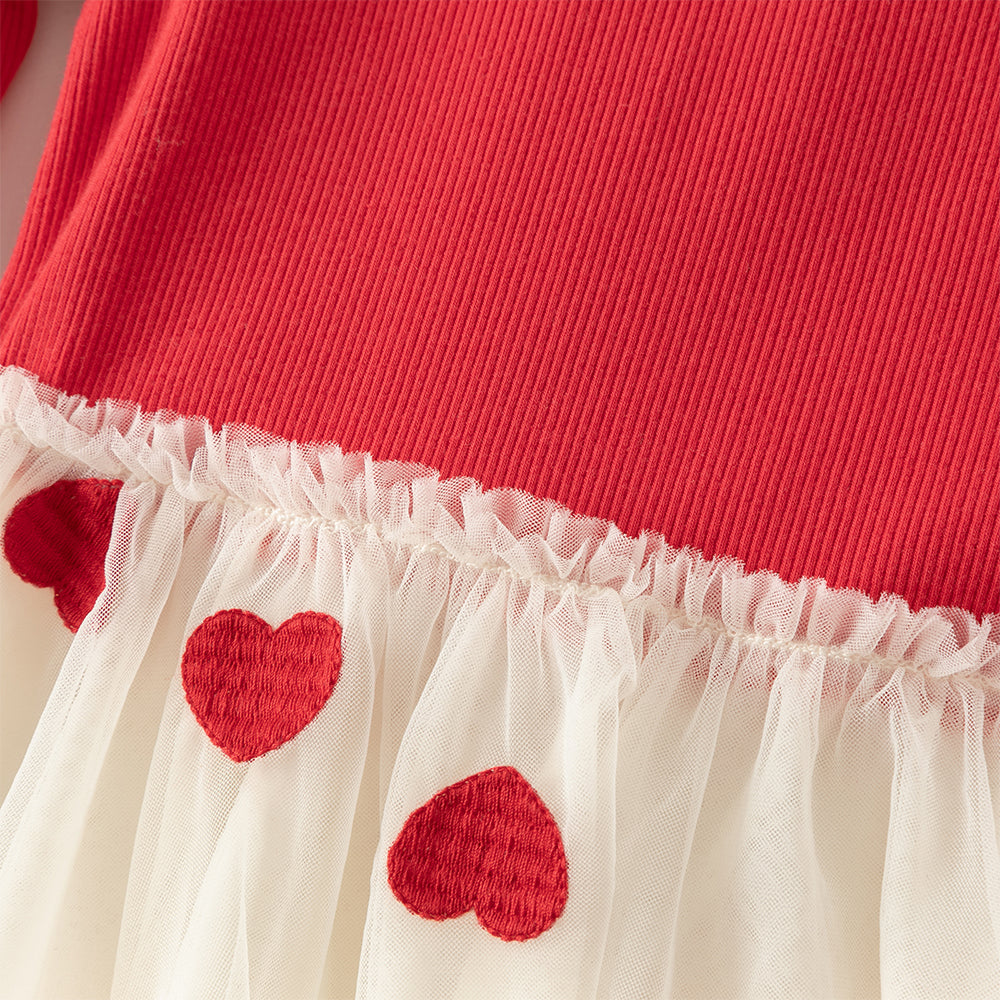فستان بنات بأكمام طويلة من القماش المحبوك باللون الأحمر الداكن مع تنورة تول بنقاط على شكل قلوب