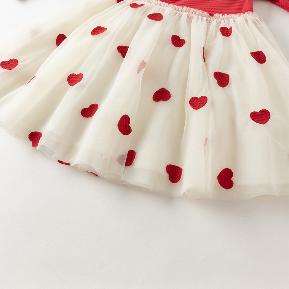 فستان بنات بأكمام طويلة من القماش المحبوك باللون الأحمر الداكن مع تنورة تول بنقاط على شكل قلوب