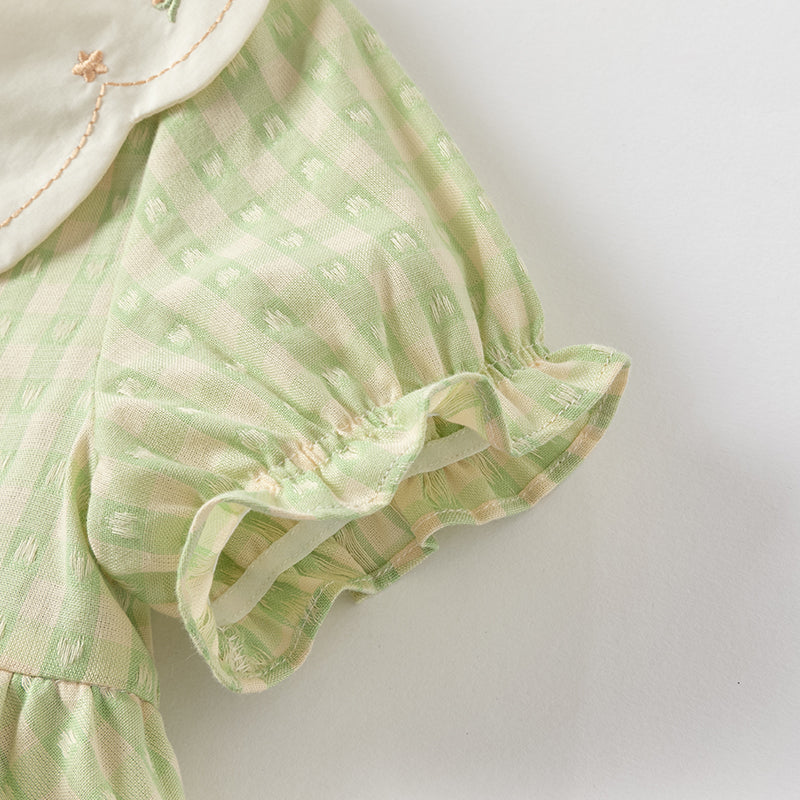 فستان بنات صيفي من القطن الخالص بنقشة مربعات خضراء مع أكمام منفوشة (يشمل حقيبة كروس بودي)