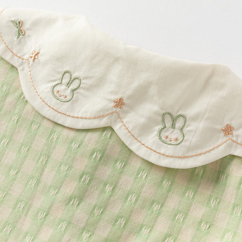 فستان بنات صيفي من القطن الخالص بنقشة مربعات خضراء مع أكمام منفوشة (يشمل حقيبة كروس بودي)