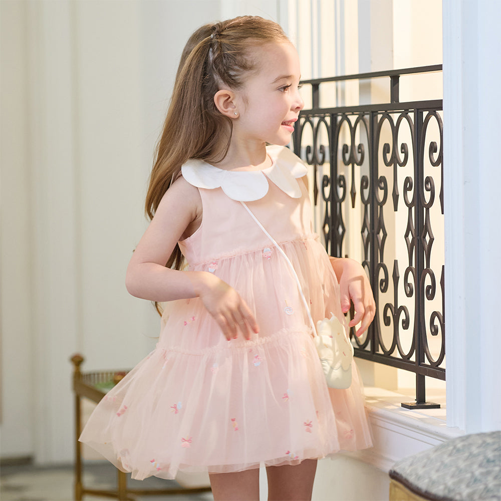 فستان بنات صيفي وردي بدون أكمام من التول بتطريز حلويات مع حقيبة كروس بودي بشكل كب كيك