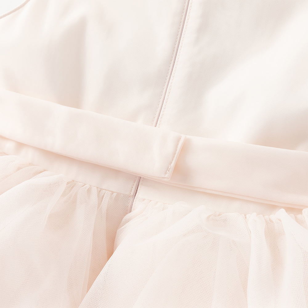 فستان بنات صيفي وردي بدون أكمام من التول بأسلوب أميرة مع فراشات ثلاثية الأبعاد وحزام قابل للإزالة