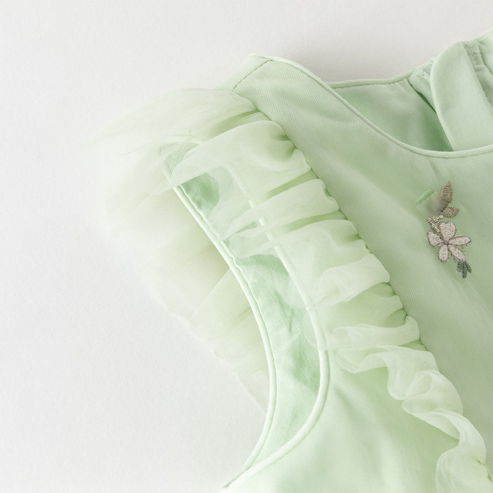 فستان بنات صيفي بدون أكمام من التول بتطريز فراشات وزهور - بيج وأخضر تفاحي