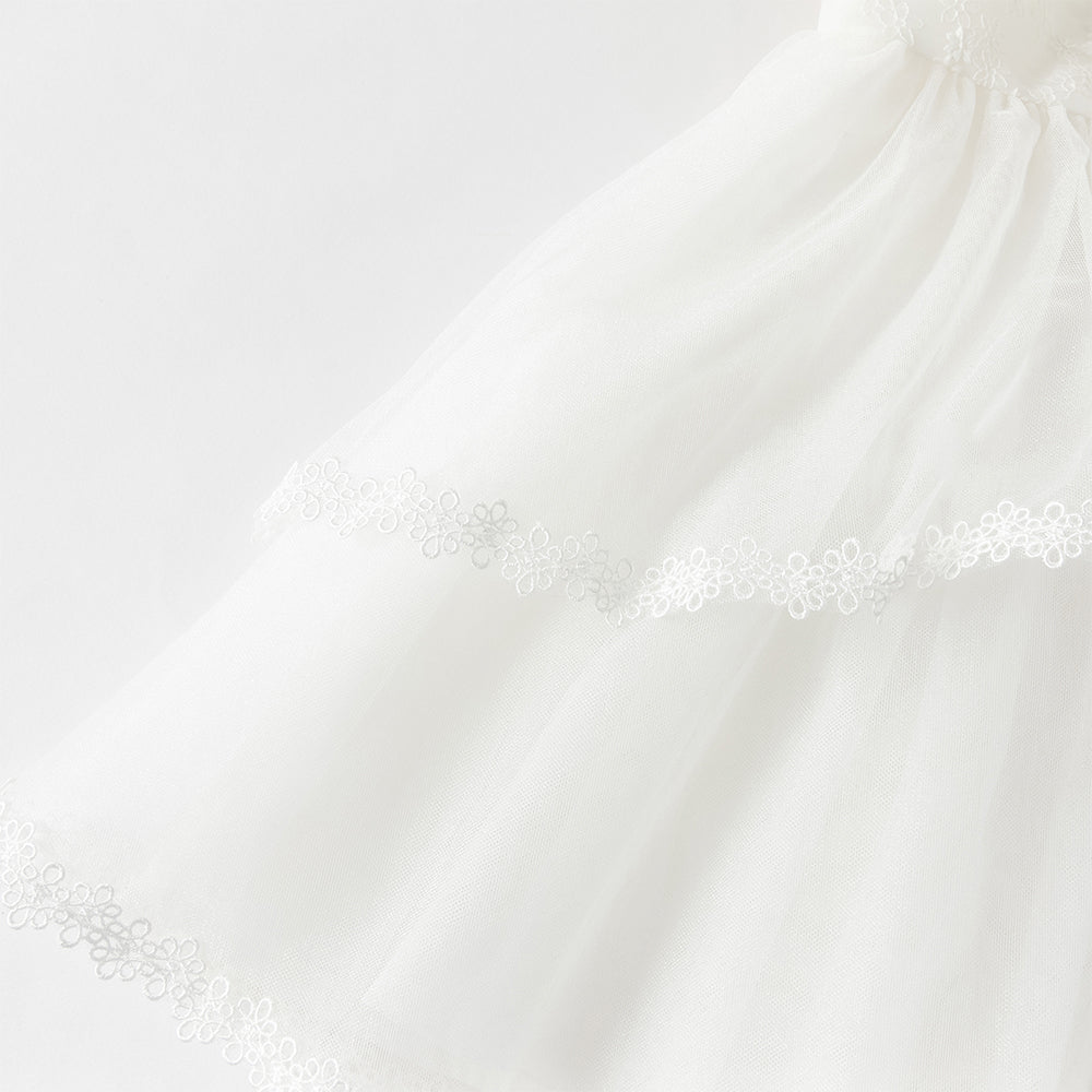 فستان بنات صيفي أبيض من التول بتطريز زهور وأكمام قصيرة (مع مشبك شعر بفيونكة متطابقة)