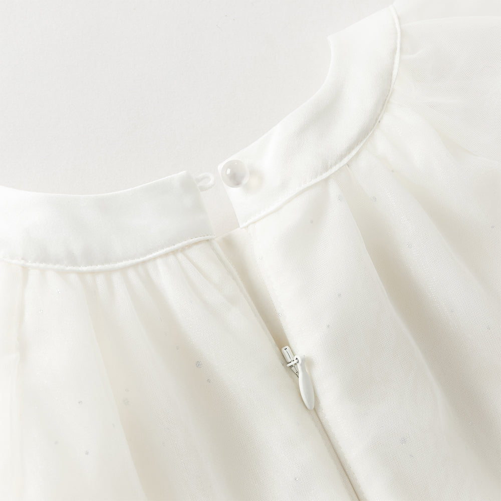 فستان بنات صيفي من التول بلون بيج ووردي فاتح بياقة تشيباو وأكمام قصيرة مع تطريز زهور بأسلوب أميرة